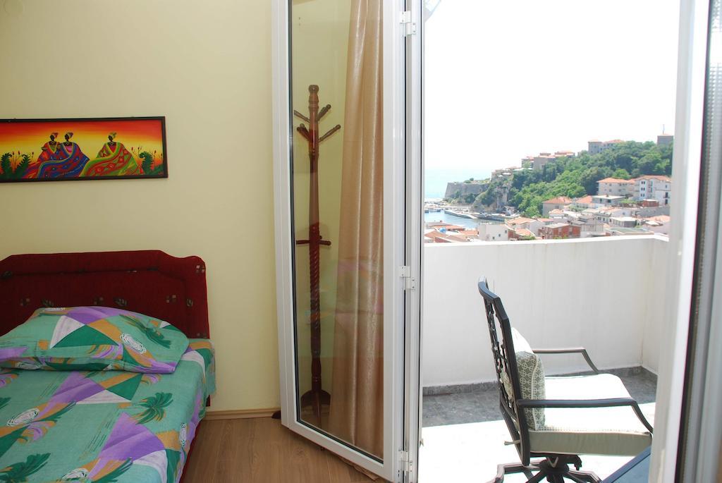Apartments Ismy Ulcinj Phòng bức ảnh