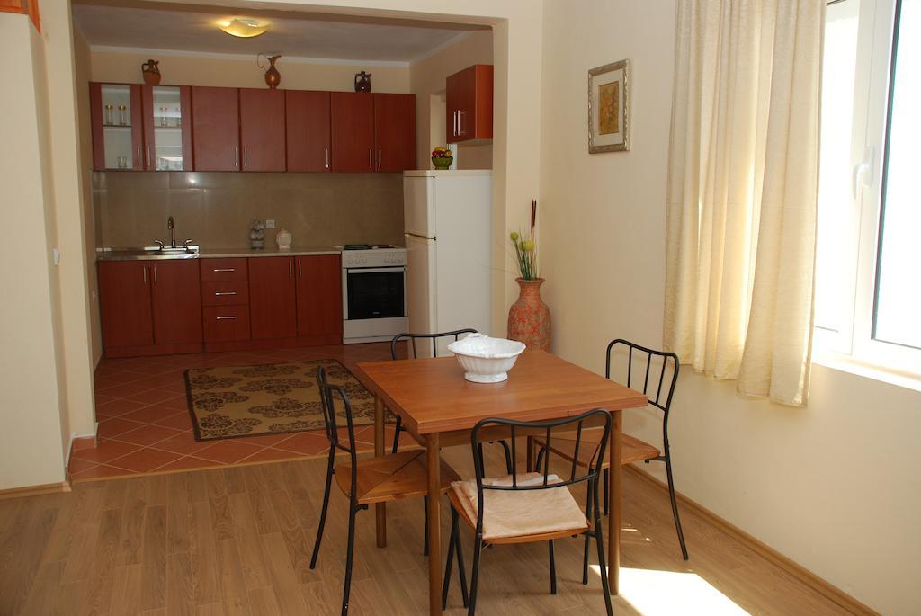 Apartments Ismy Ulcinj Phòng bức ảnh