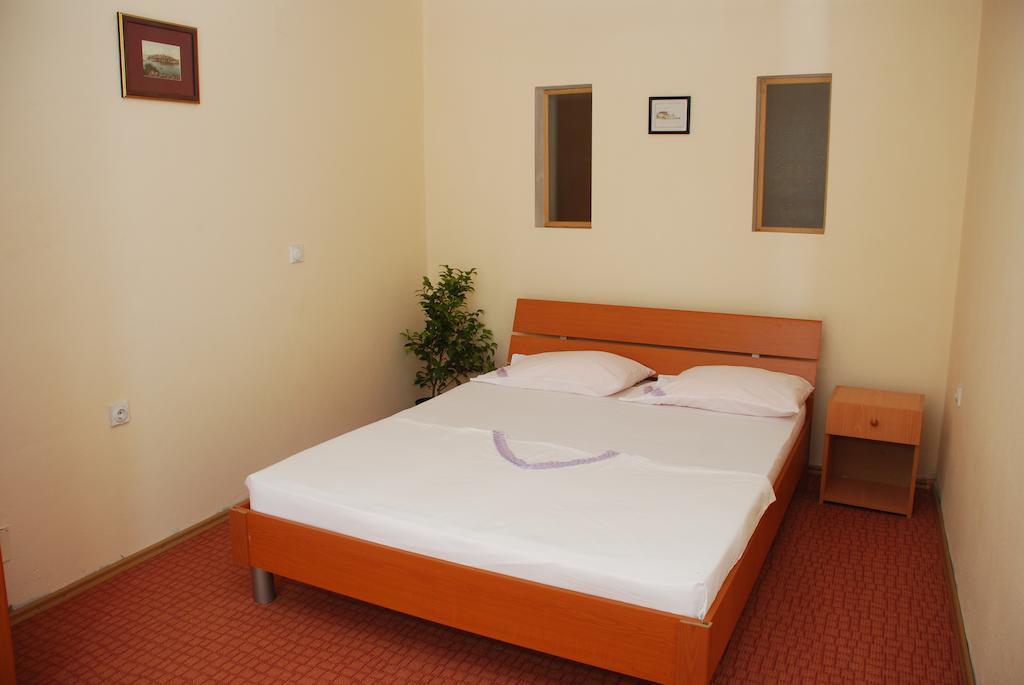 Apartments Ismy Ulcinj Phòng bức ảnh