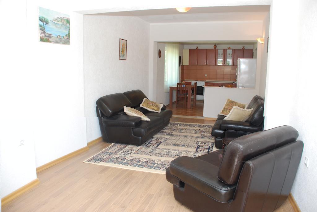 Apartments Ismy Ulcinj Phòng bức ảnh