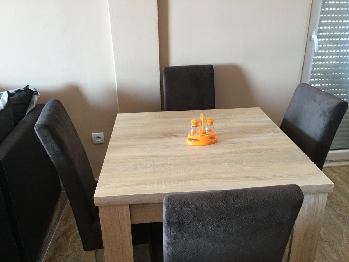 Apartments Ismy Ulcinj Ngoại thất bức ảnh