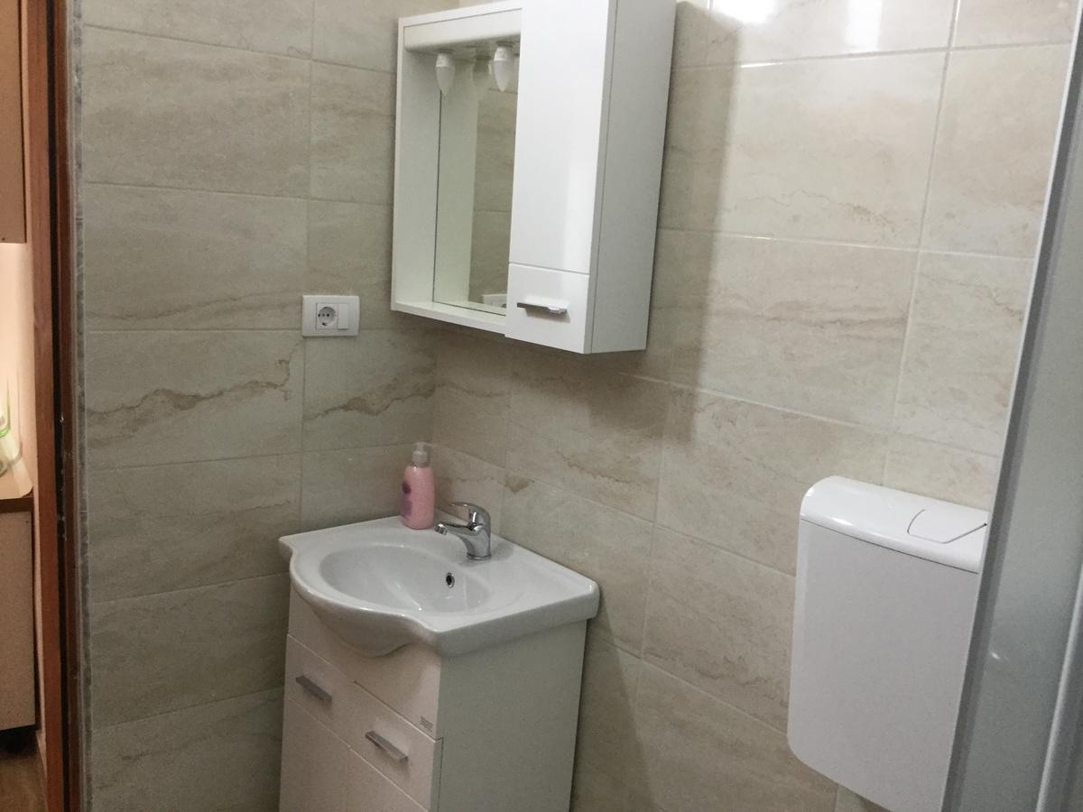 Apartments Ismy Ulcinj Ngoại thất bức ảnh